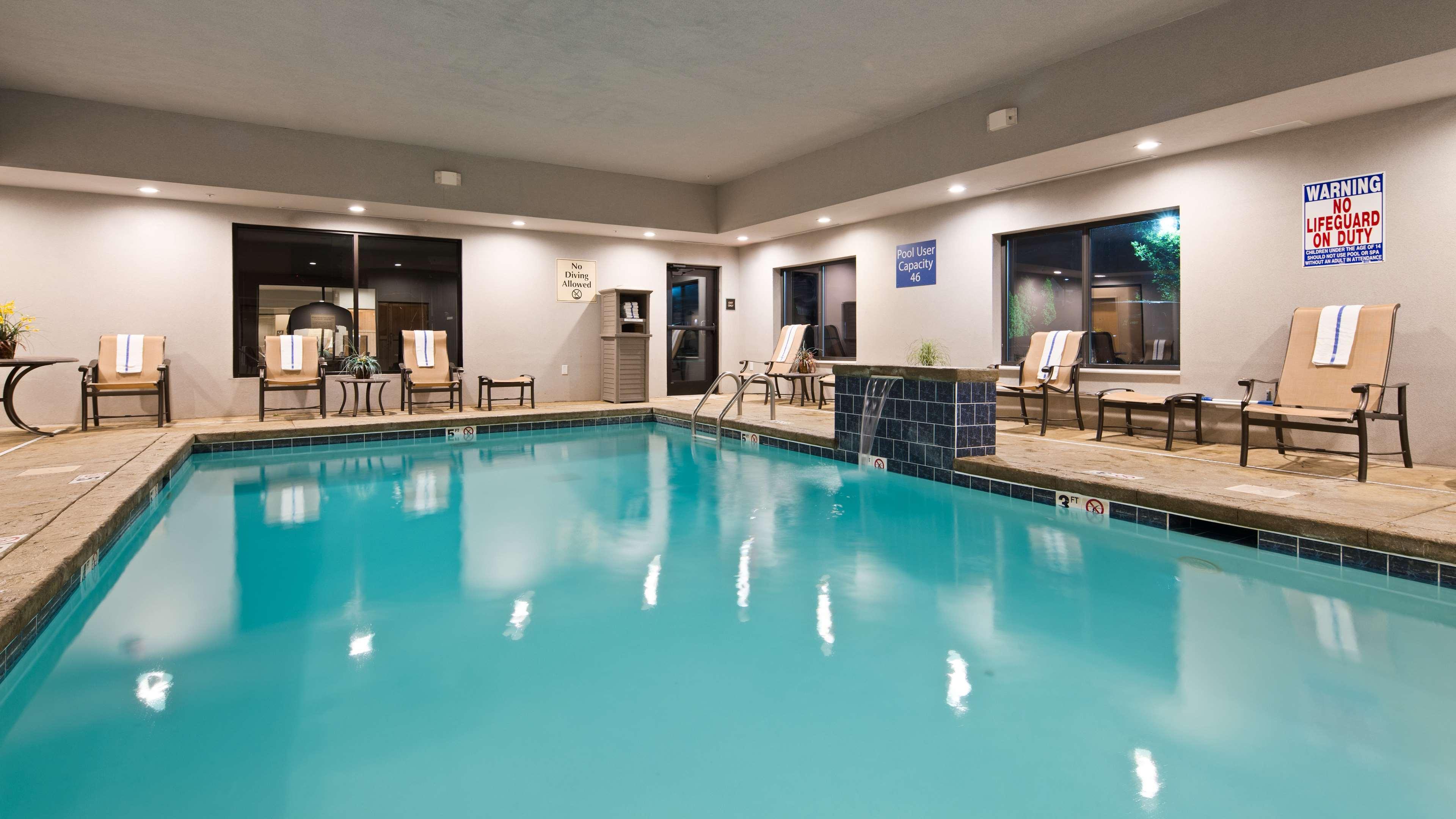 Sonesta Essential Indianapolis Airport Hotel Plainfield Bagian luar foto