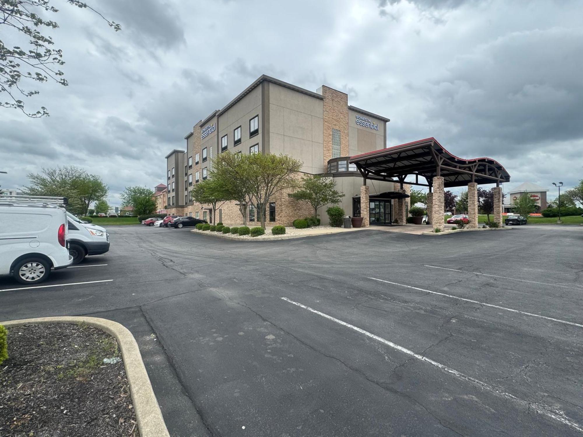 Sonesta Essential Indianapolis Airport Hotel Plainfield Bagian luar foto